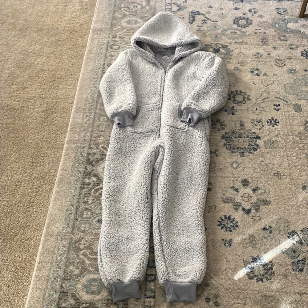 PINK Victoria's Secret Gray Sherpa Zip-Up Onesie - Picture 1 of 6
